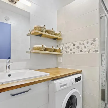 Le Lavandou Apartment *